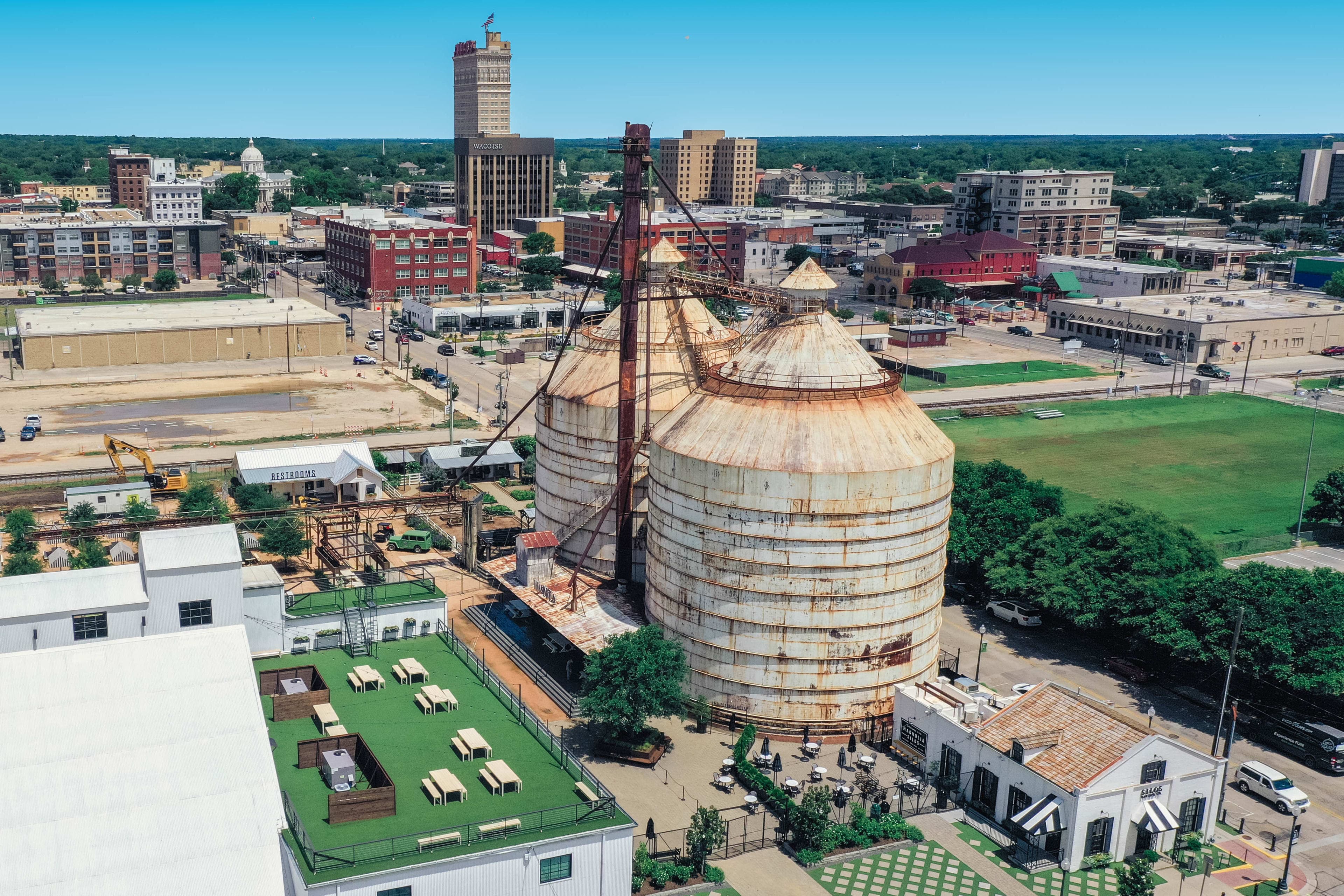 Commercial concrete crew ready to help with your project.